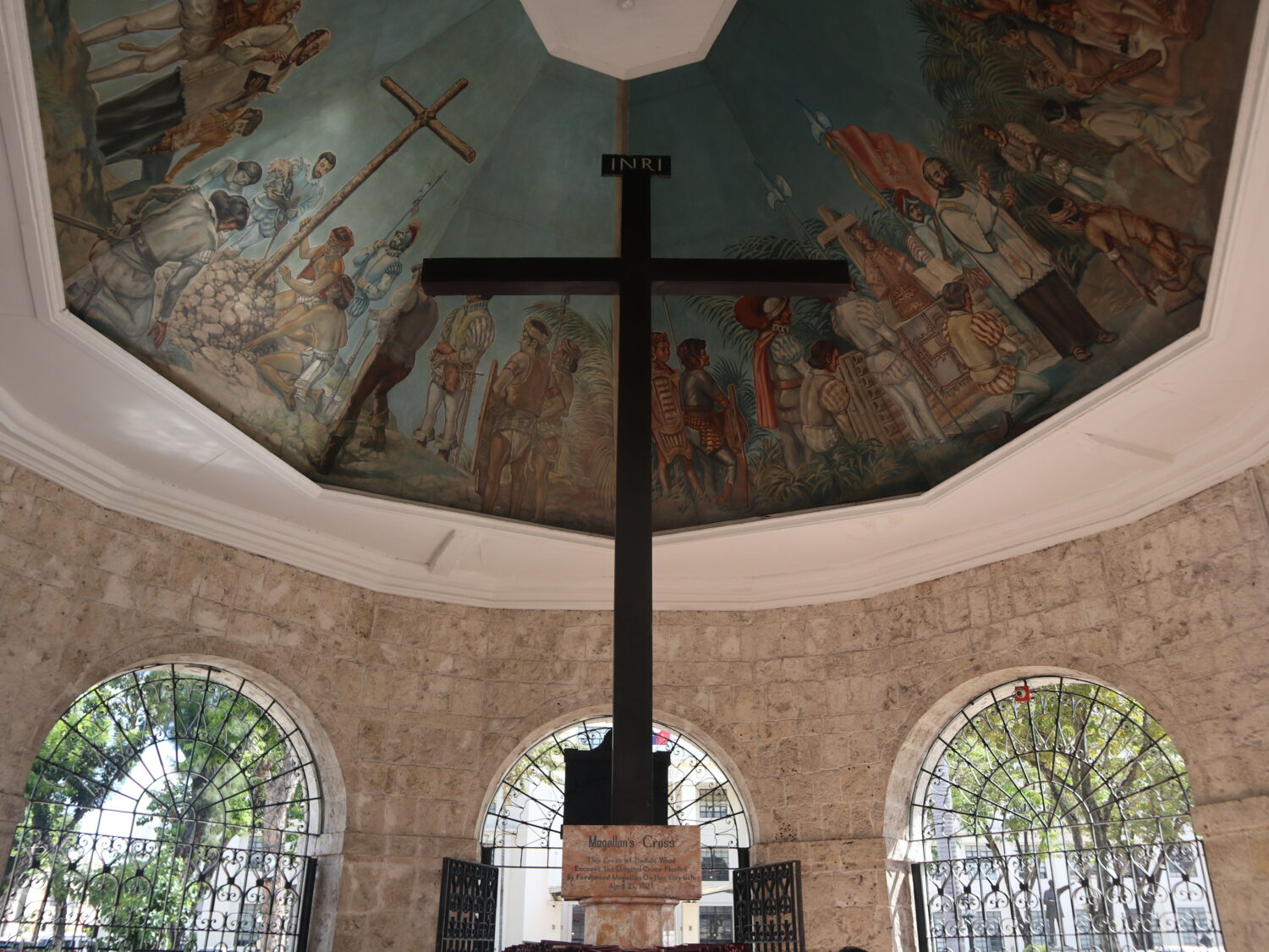 Magellans Cross inside close up Cebu City 09 07 2022