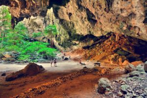 Read more about the article Palawan Caves: Unveiling a Hidden Underworld Paradise